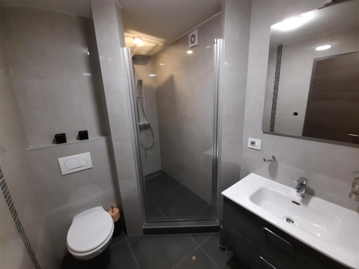 Apartmani New York Nova Gradiska Exteriér fotografie